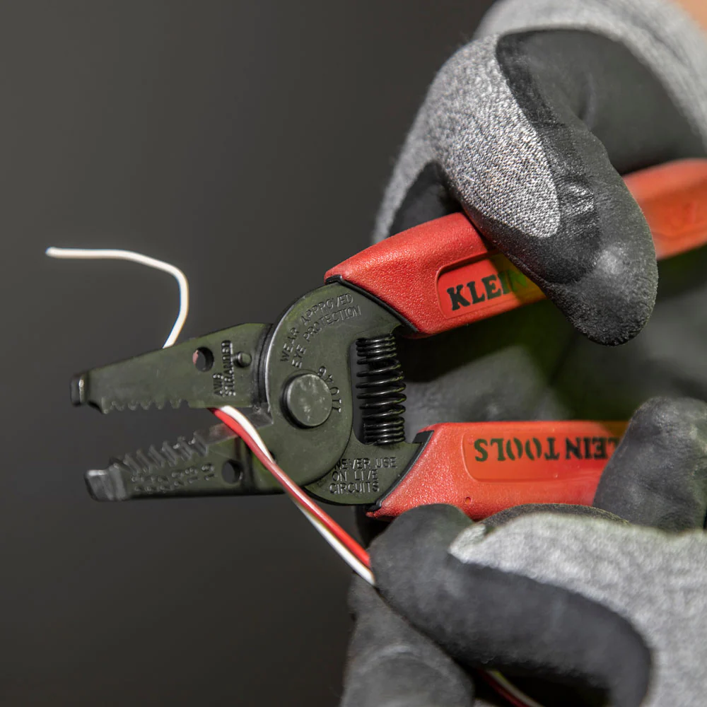 Klein Tools, 11046, Wire Stripper/Cutter, 16-26 AWG, Hardened Steel, 6.25 in, Textured Handles, Red - Image 5